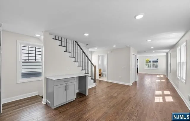 $595,000 | 165 Jerome Place, Bloomfield, NJ 07003