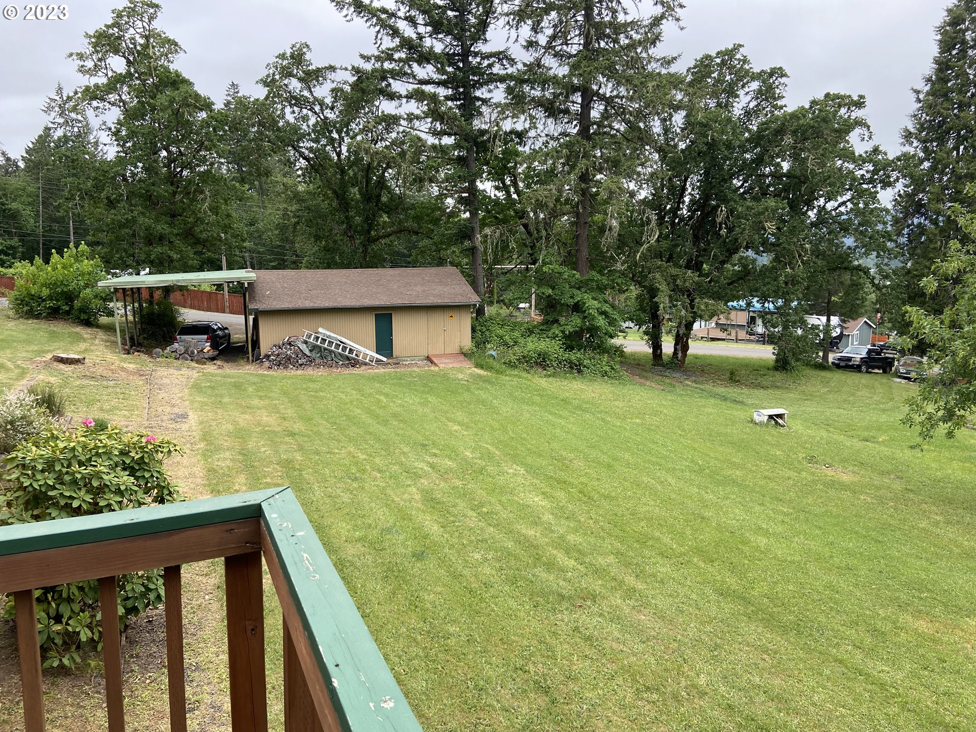 7905 South C Street Springfield, OR 97478 - Photo 24 of 28 a view of a backyard