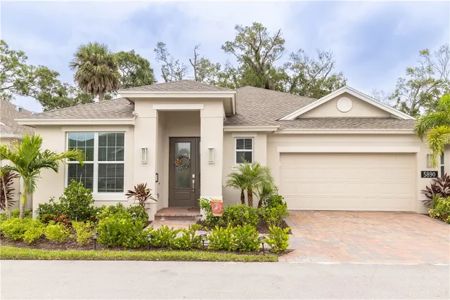 $424,900 | 5890 Bella Rosa Lane, Vero Beach, FL 32966