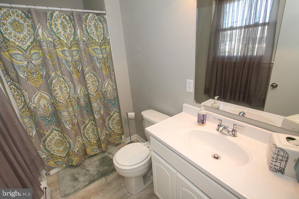 809 Lorane Road Reading, PA 19606 - Photo 12 of 27 Gallery Image 12
