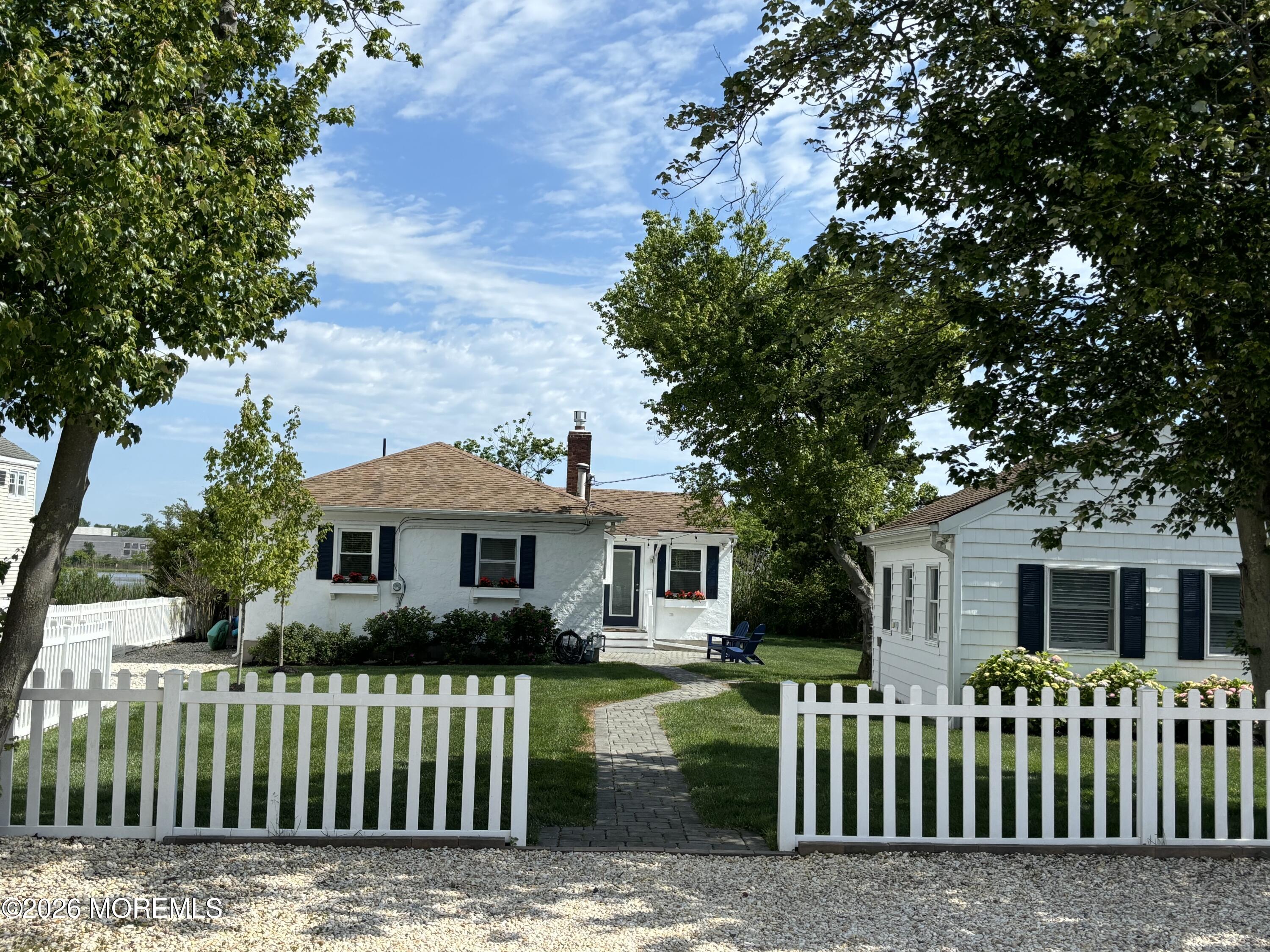86 Bridge Avenue Bay Head, NJ 08742 - Photo 2 of 17 IMG_2723