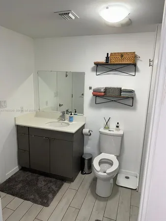 $2,350 | 321 Northeast 26th Street, Unit 511, Miami, FL 33137