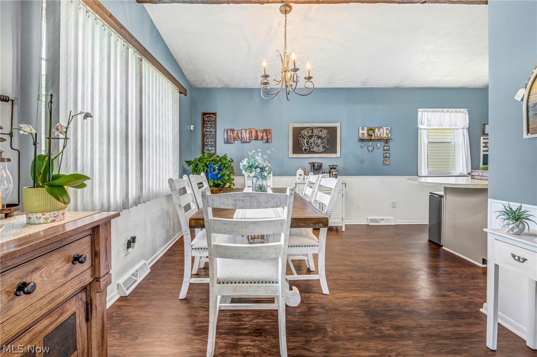 584 Stanley Road Akron, OH 44312 - Photo 9 of 49 Gallery Image 9