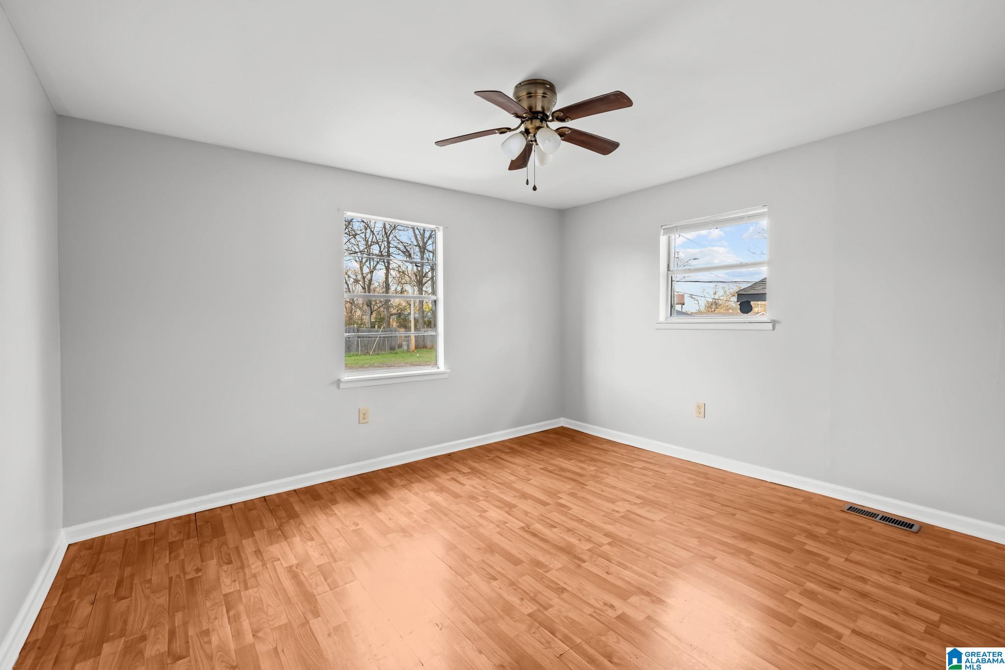3921 Rutledge Avenue Southwest Birmingham, AL 35221 - Photo 11 of 18