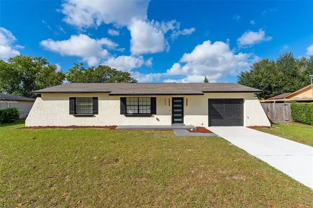 $2,300 | 460 Forest Court, Altamonte Springs, FL 32714