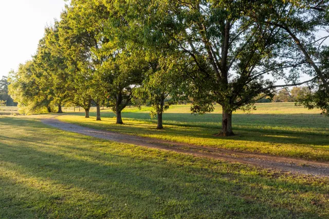 $8,700,000 | 130 Krystal Drive, Chickamauga, GA 30707