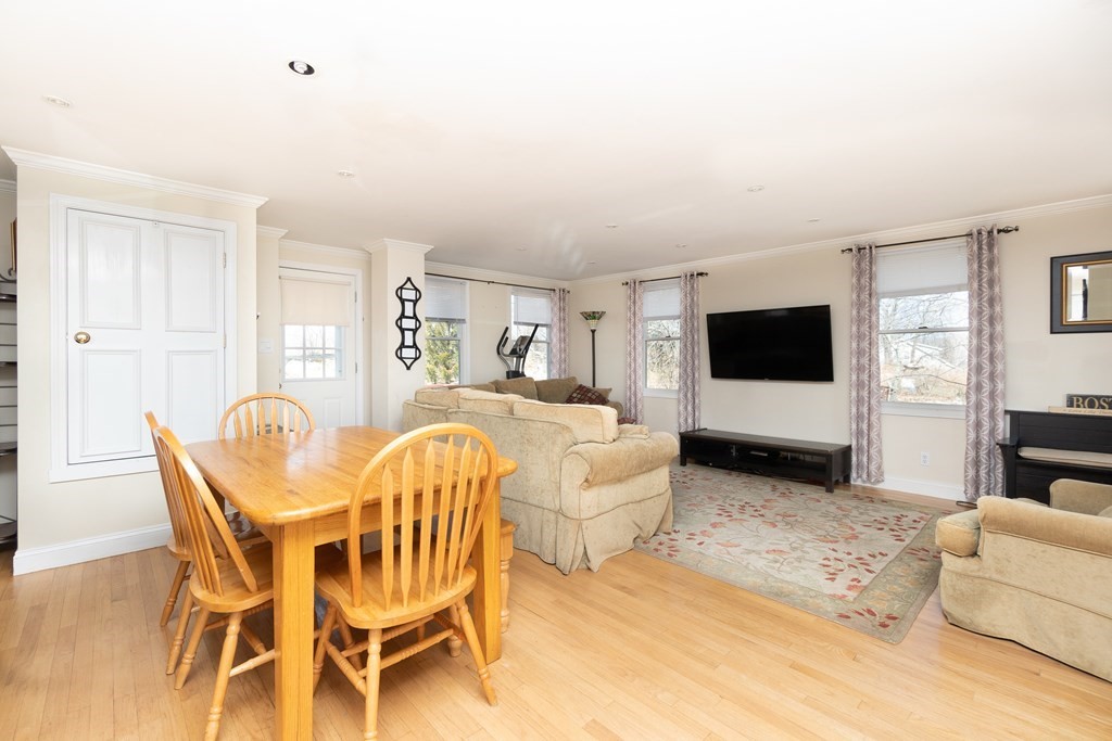 47 Overlook Road Boston, MA 02132 - Photo 9 of 37 Gallery Image 9