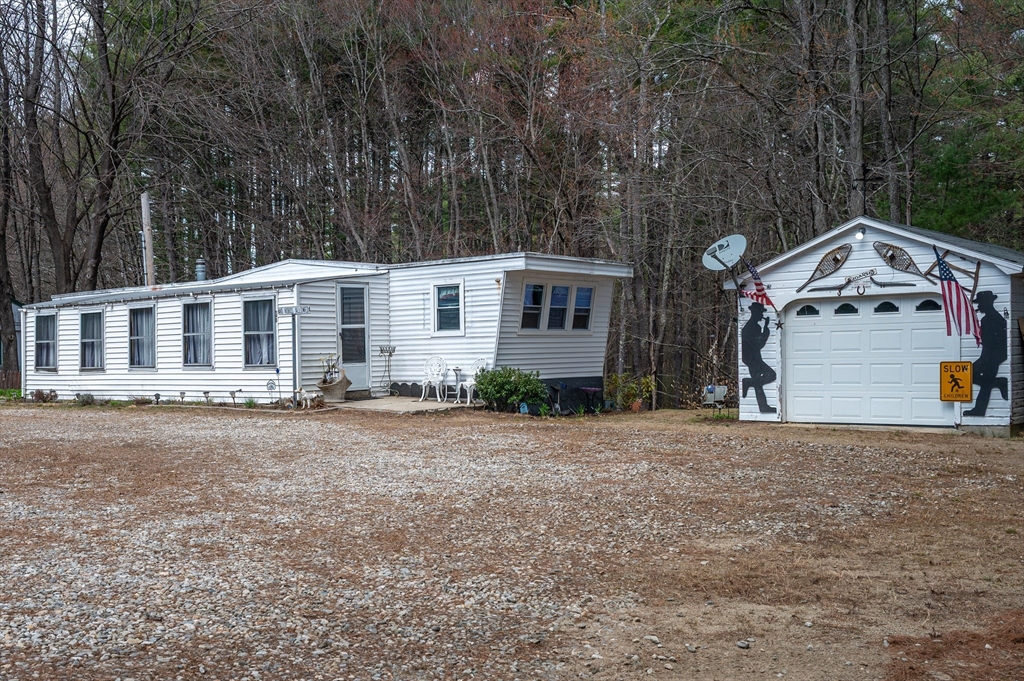 87 Turnpike Road Townsend, MA 01469 - Photo 1 of 29