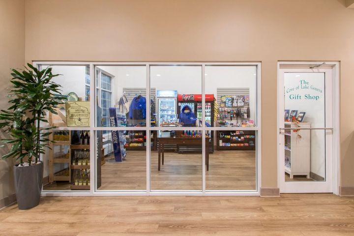 111 Center Street, Unit 342 Lake Geneva, WI 53147 - Photo 25 of 55 2 Gift Shops