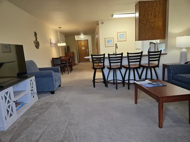 $185,000 | 111 Center Street, Unit 342, Lake Geneva, WI 53147