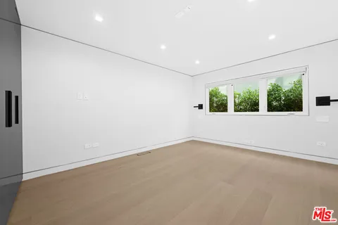 $5,695 | 1211 South Sherbourne Drive, Unit 2, Los Angeles, CA 90035