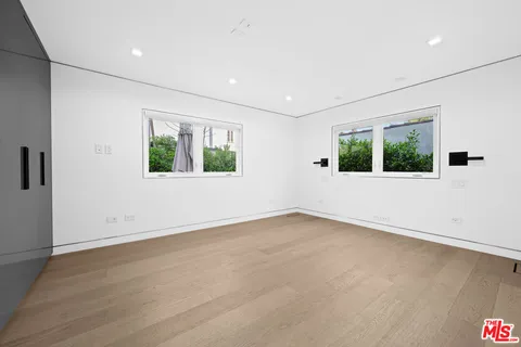 $5,695 | 1211 South Sherbourne Drive, Unit 2, Los Angeles, CA 90035