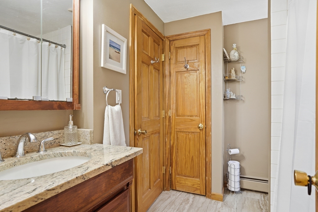 208 Chapman Road Tewksbury, MA 01876 - Photo 24 of 42 Gallery Image 24