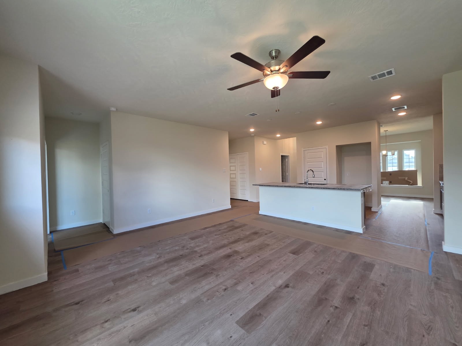1499 Lk Rdg Drive Brenham, TX 77833 - Photo 4 of 7 Gallery Image 4