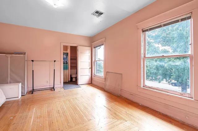 $225,000 | 1004 North Market Street, Wichita, KS 67214