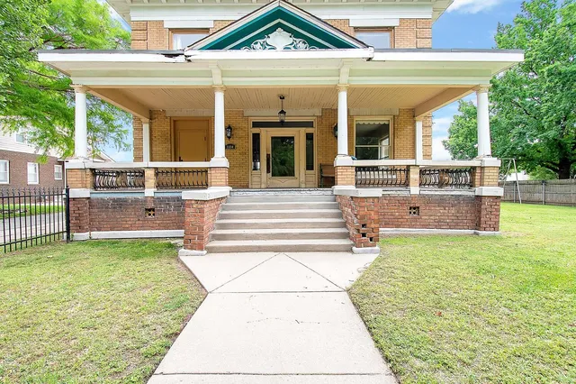$225,000 | 1004 North Market Street, Wichita, KS 67214