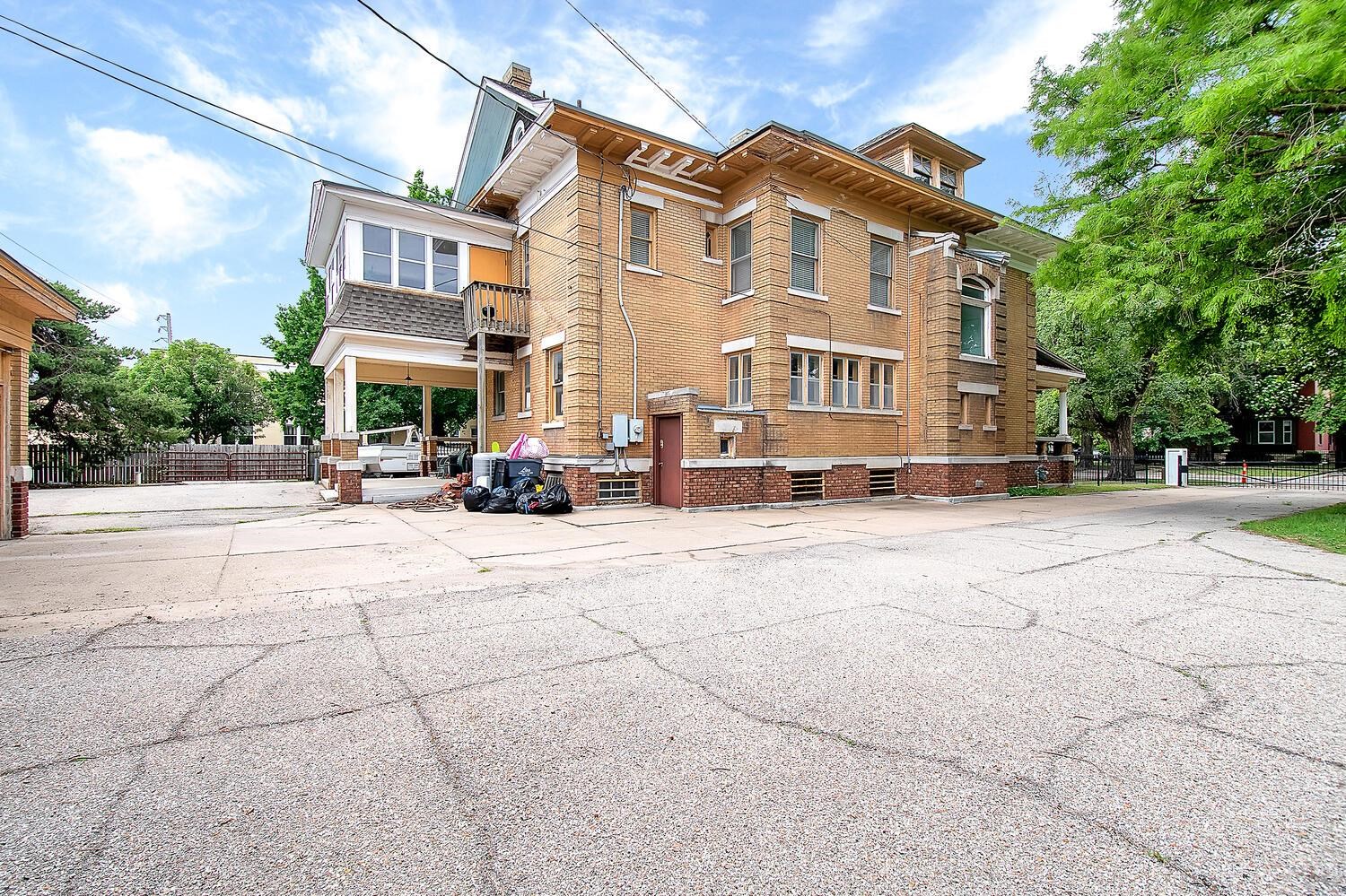 1004 North Market Street Wichita, KS 67214 - Photo 27 of 31