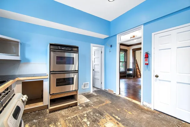 $225,000 | 1004 North Market Street, Wichita, KS 67214