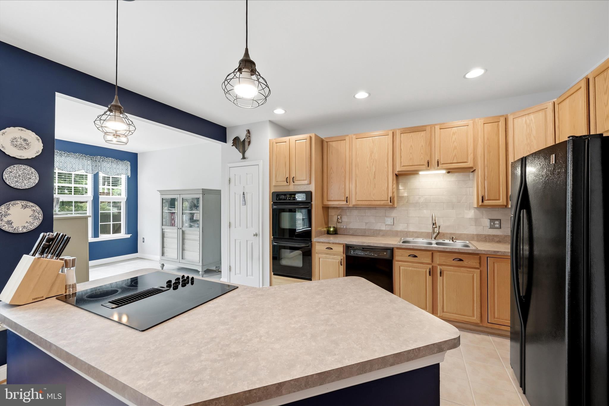 405 Leeds Ridge Court Purcellville, VA 20132 - Photo 12 of 64 Kitchen