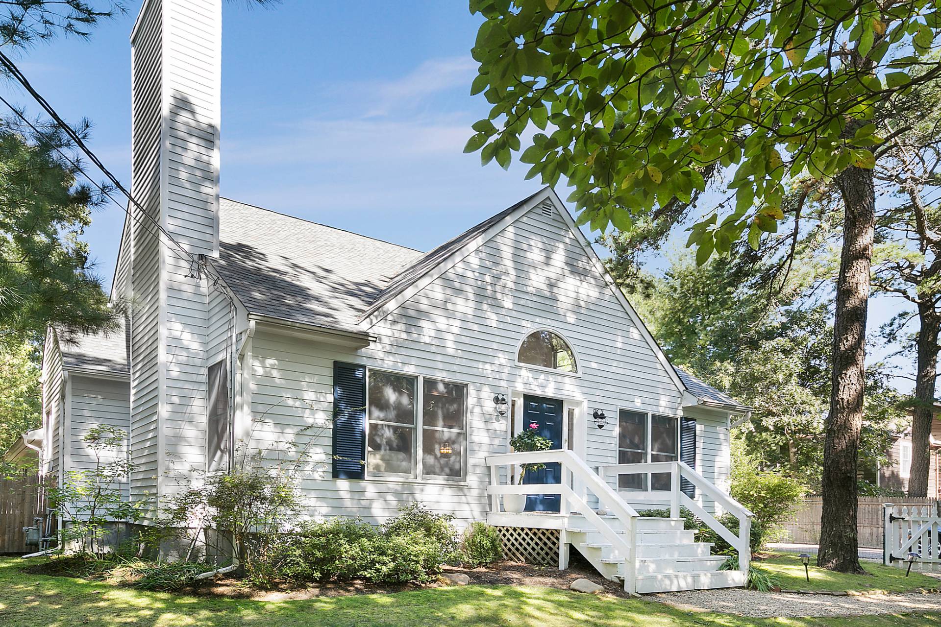 18 Whooping Hollow Road East Hampton, NY 11937 - Photo 15 of 15 a view of a yard in front of a house