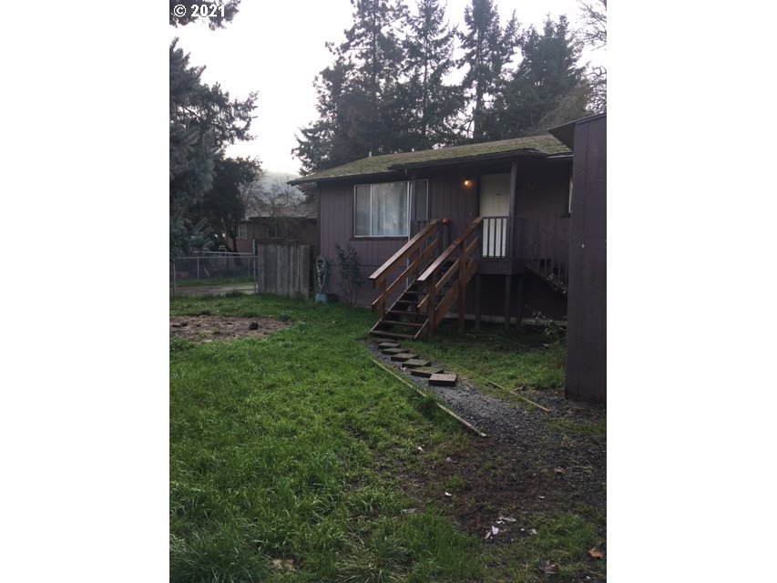 262 3rd Street Dillard, OR 97432 - Photo 1 of 9 Gallery Image 1
