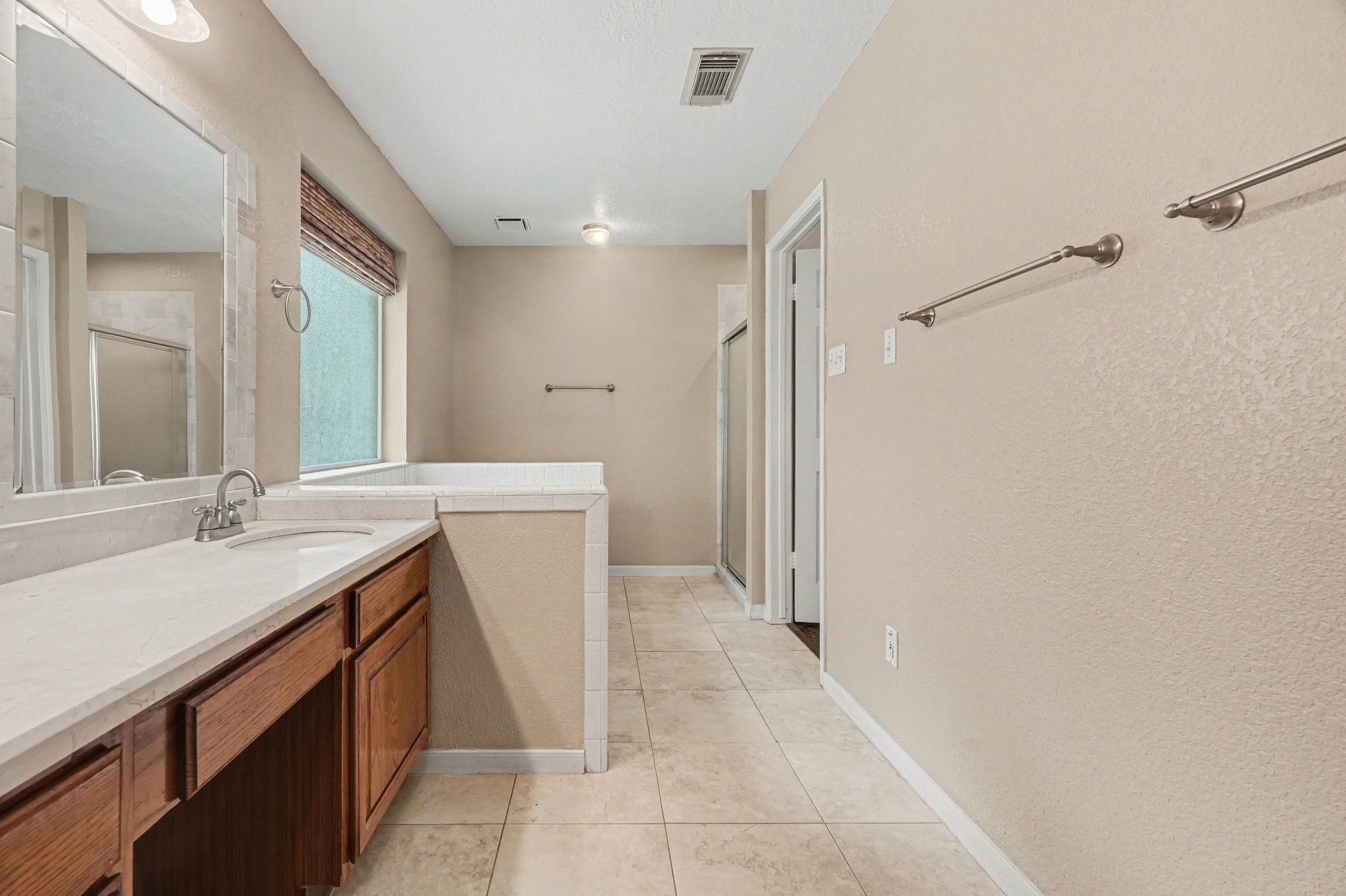 16422 Willingham Way Houston, TX 77095 - Photo 15 of 21
