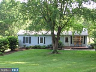 262 Cambridge Road Coatesville, PA 19320 - Photo 1 of 6