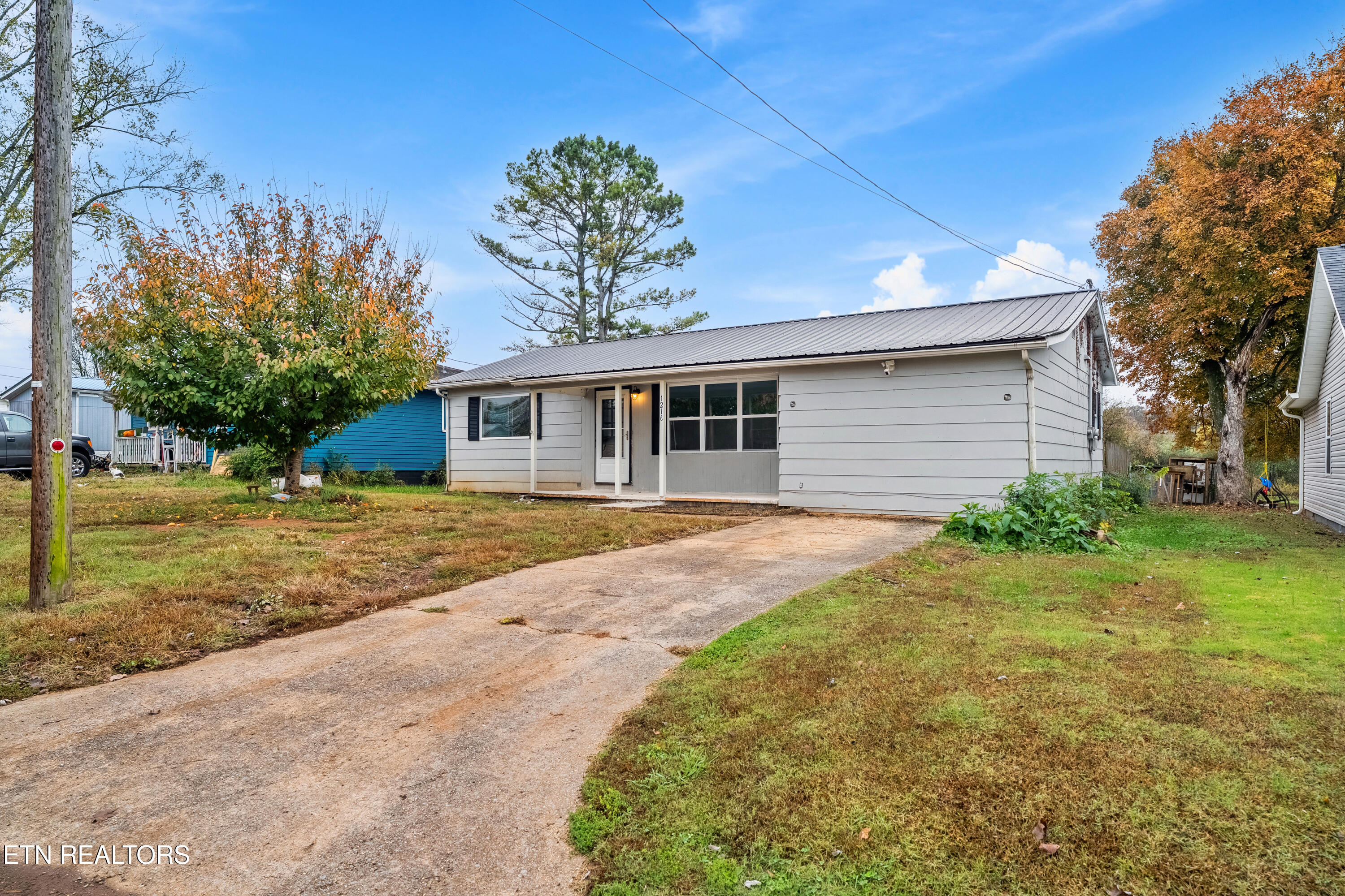 1216 Spring Street Philadelphia, TN 37846 - Photo 24 of 24 DSC07641-HDR