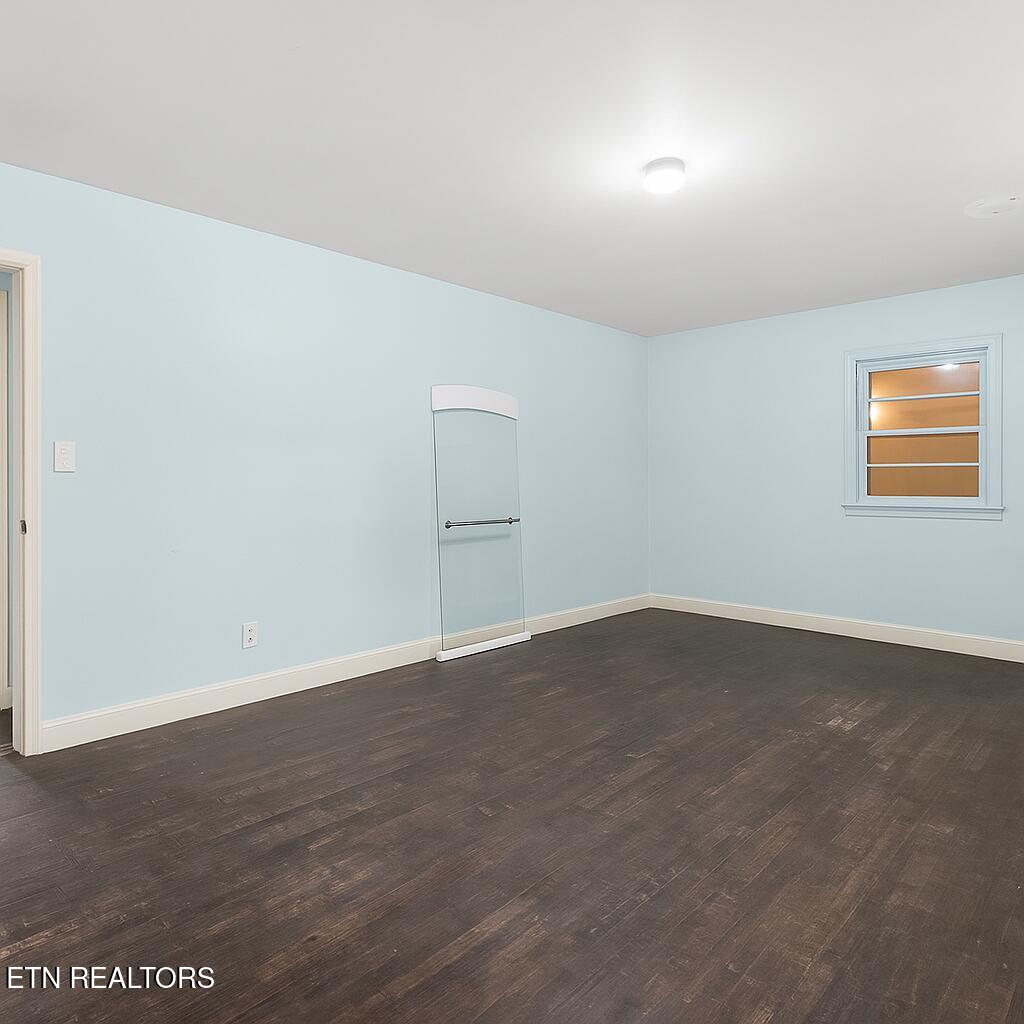 1216 Spring Street Philadelphia, TN 37846 - Photo 3 of 24 ChatGPT Image Nov 4, 2025 at 04_27_04 PM