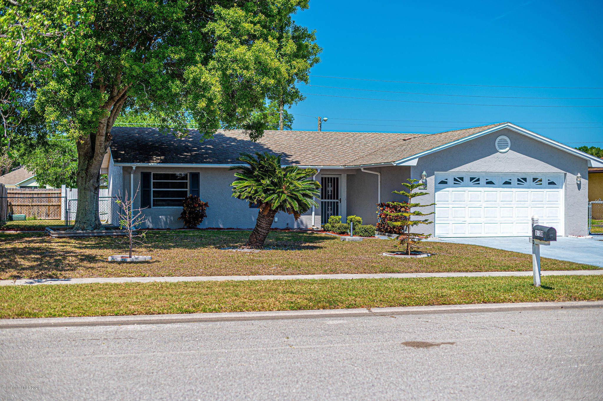 1930 Tallridge Road Melbourne, FL 32935 - Photo 31 of 35 Front of House