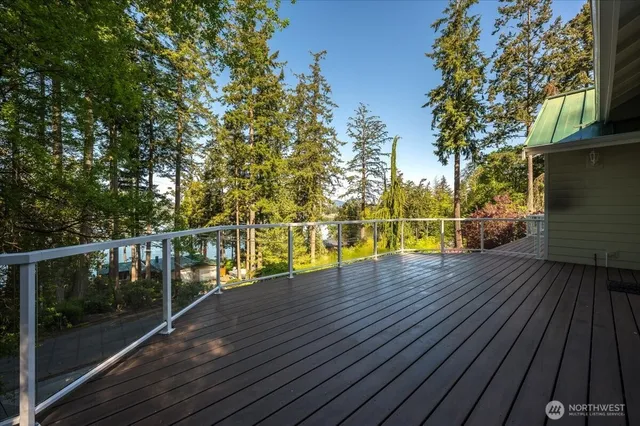 $1,105,000 | 17340 Maple Lane, La Conner, WA 98257