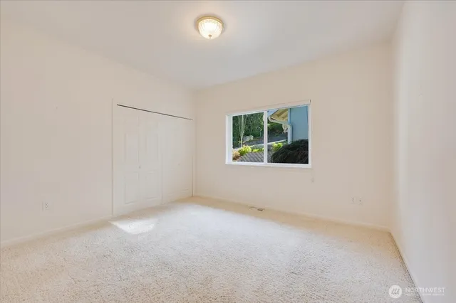 $1,105,000 | 17340 Maple Lane, La Conner, WA 98257