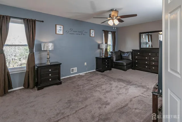 $949,000 | 13 Setter Place, Kendall Park, NJ 08824