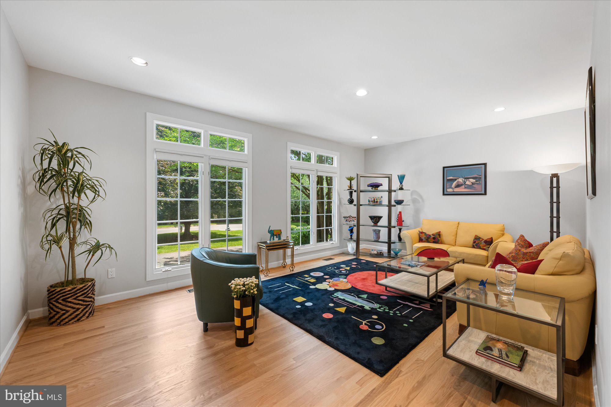 9600 Eagle Ridge Drive Bethesda, MD 20817 - Photo 17 of 38