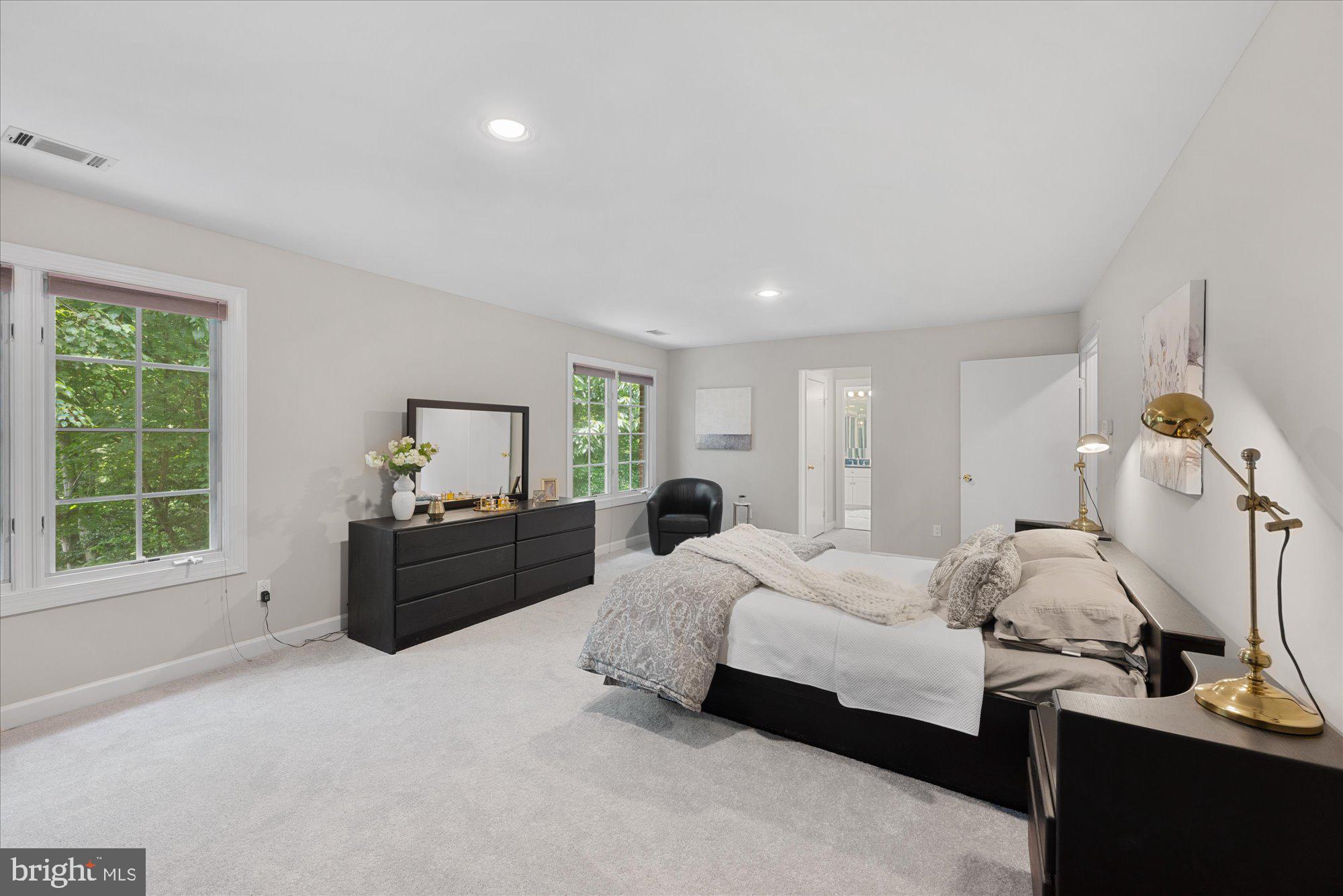 9600 Eagle Ridge Drive Bethesda, MD 20817 - Photo 22 of 38