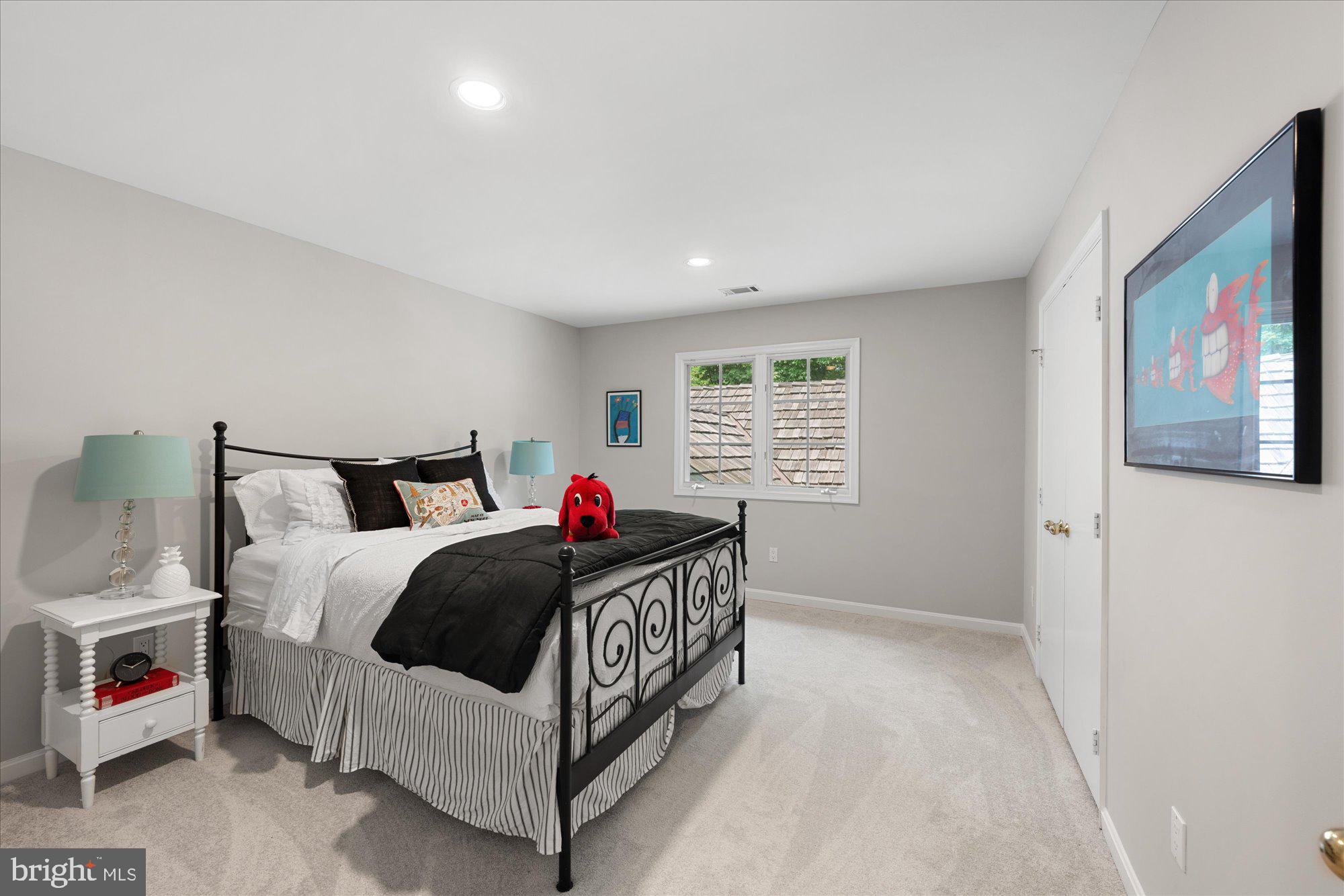 9600 Eagle Ridge Drive Bethesda, MD 20817 - Photo 26 of 38