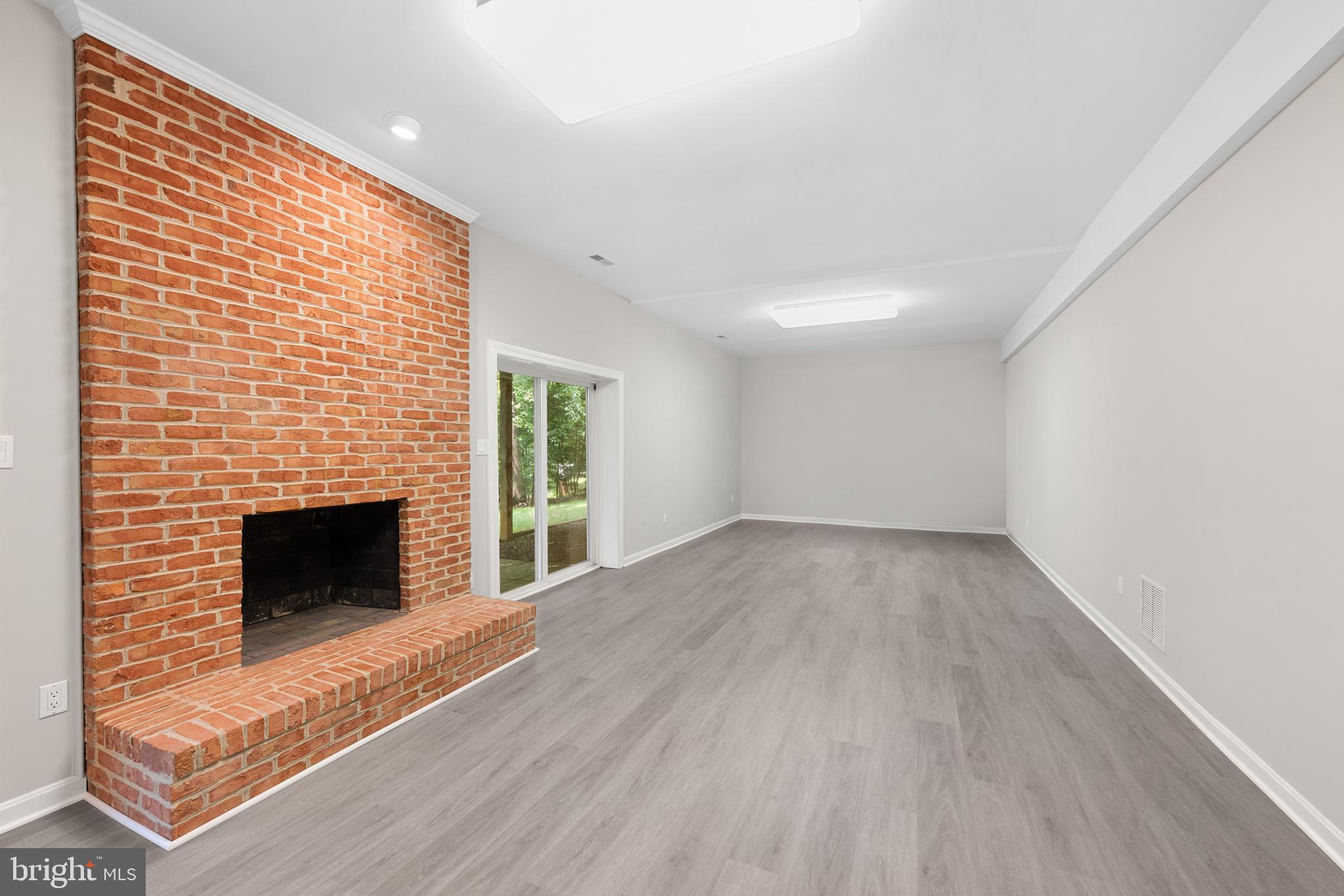 9600 Eagle Ridge Drive Bethesda, MD 20817 - Photo 32 of 38