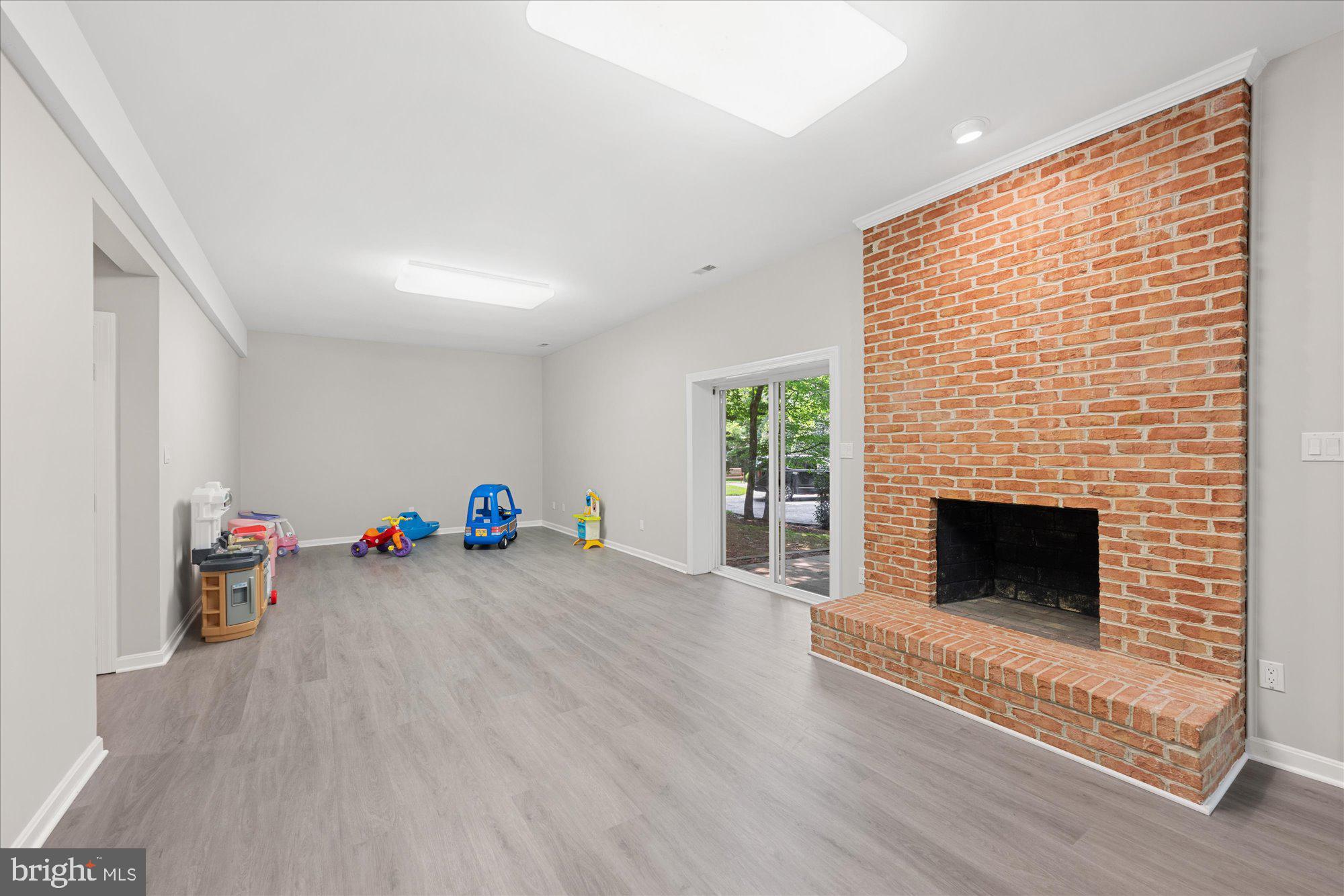 9600 Eagle Ridge Drive Bethesda, MD 20817 - Photo 33 of 38