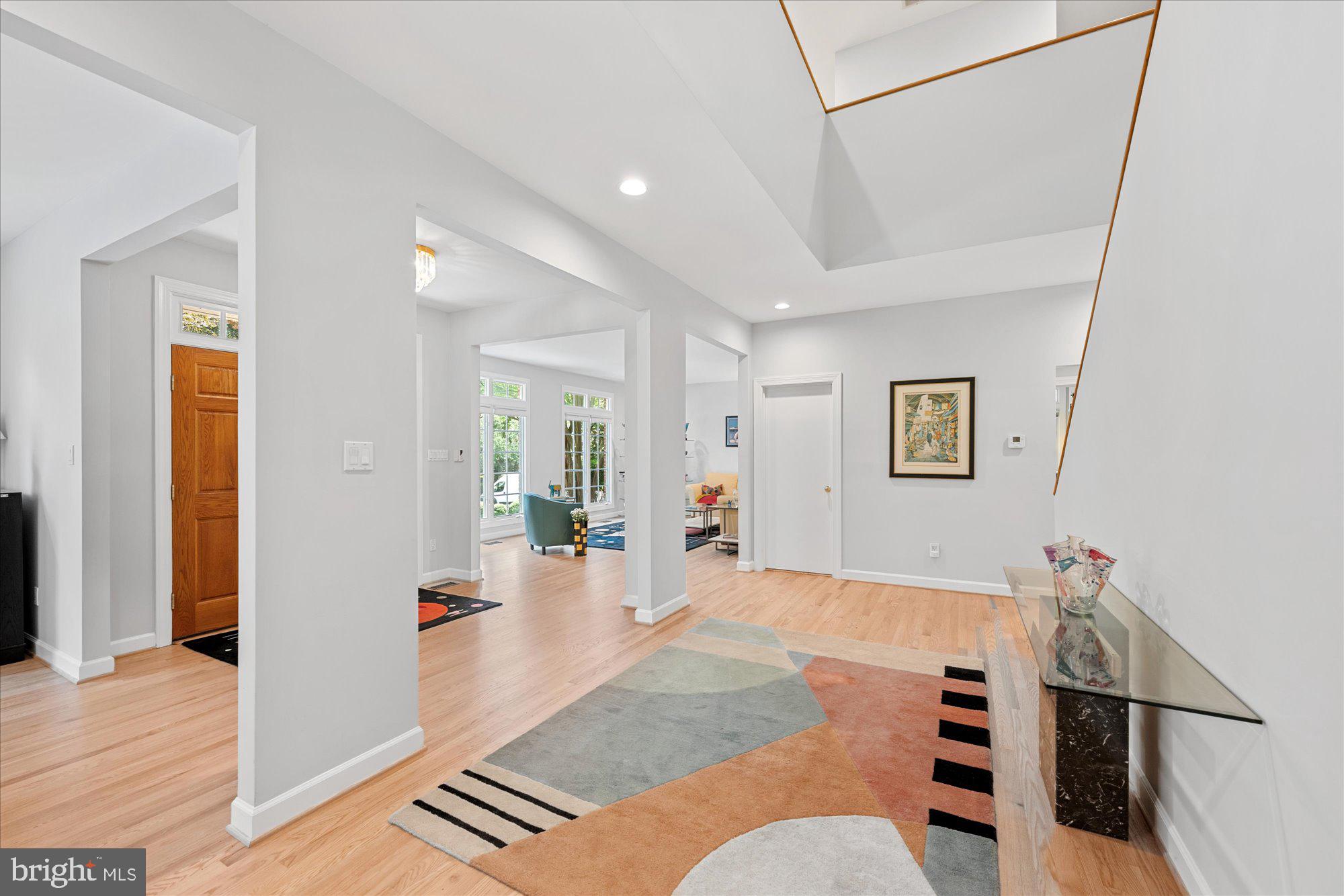 9600 Eagle Ridge Drive Bethesda, MD 20817 - Photo 5 of 38