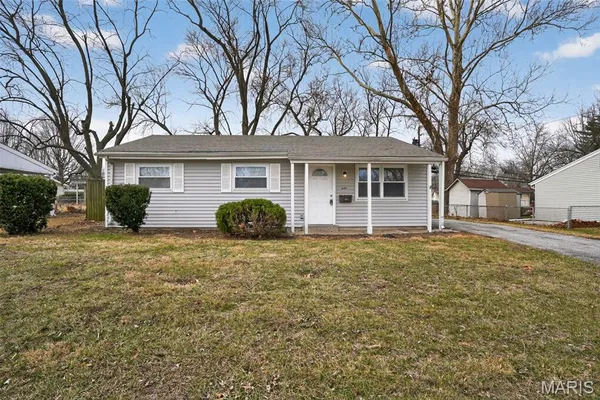 $139,900 | 640 Central Parkway, Florissant, MO 63031