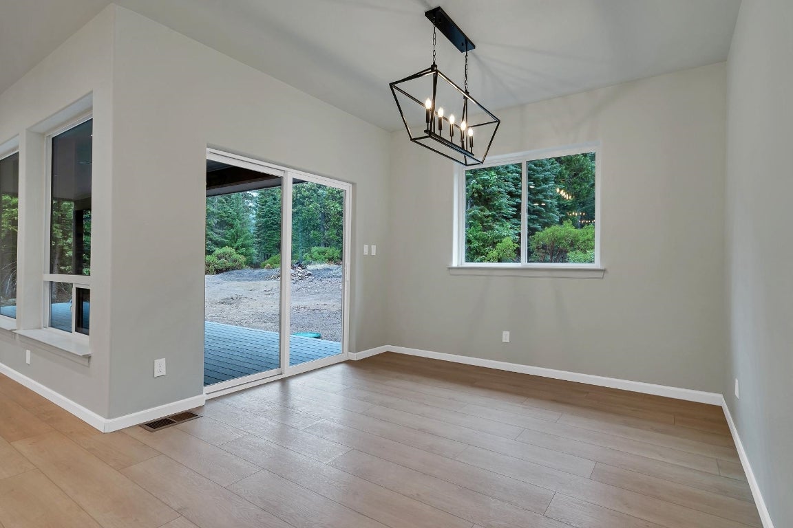 457 Skyview Road Mount Shasta, CA 96067 - Photo 34 of 44 Gallery Image 34