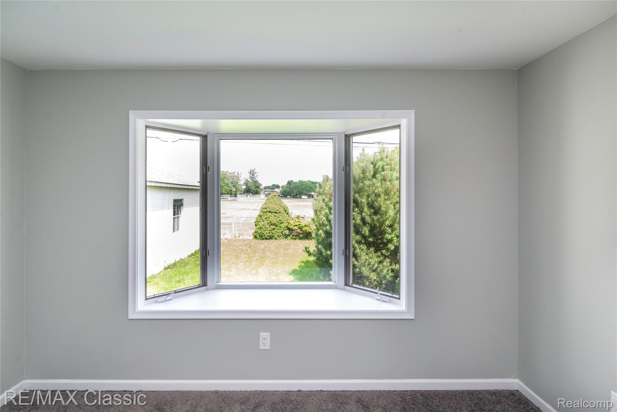 8937 Ruth Avenue Allen Park, MI 48101 - Photo 6 of 50 Ruth6439.jpg