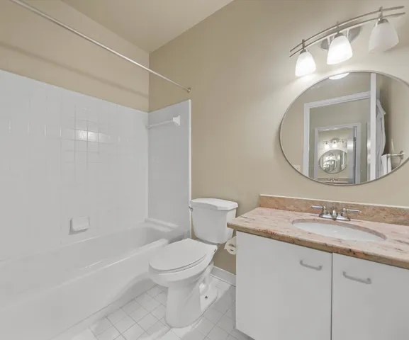 $275,000 | 7288 Danbrooke Court, West Bloomfield, MI 48322