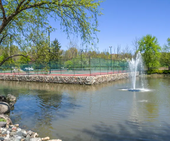 $275,000 | 7288 Danbrooke Court, West Bloomfield, MI 48322