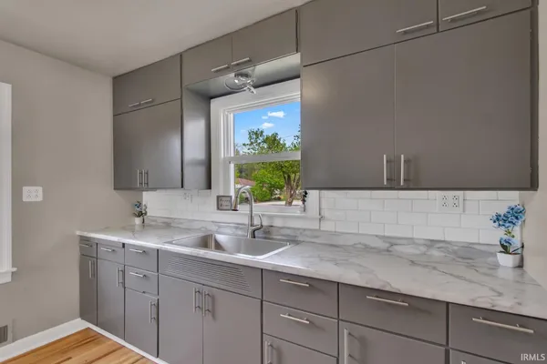 $250,000 | 2816 East Morgan Avenue, Evansville, IN 47711