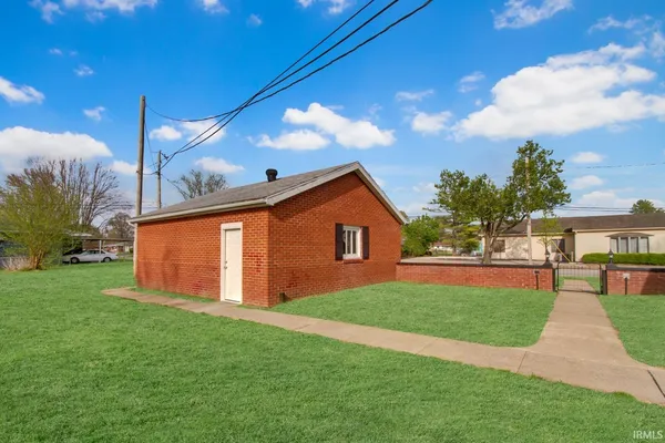 $250,000 | 2816 East Morgan Avenue, Evansville, IN 47711