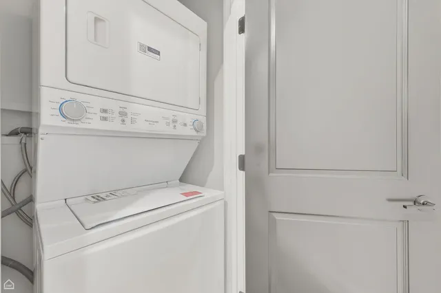 a close up view of washer and dryer
