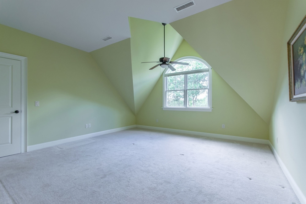 7 Western View Road Holyoke, MA 01040 - Photo 36 of 42