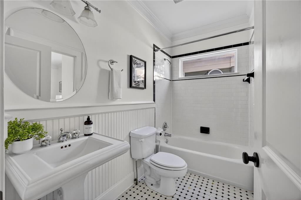 1330 Lanier Boulevard Northeast Atlanta, GA 30306 - Photo 13 of 56