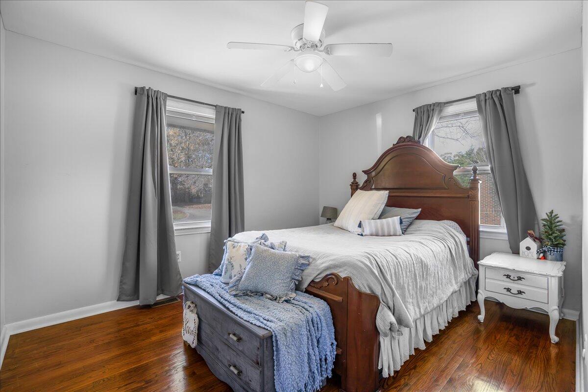 2578 Ridgewood Avenue Charleston, SC 29414 - Photo 14 of 25 Primary Bedroom